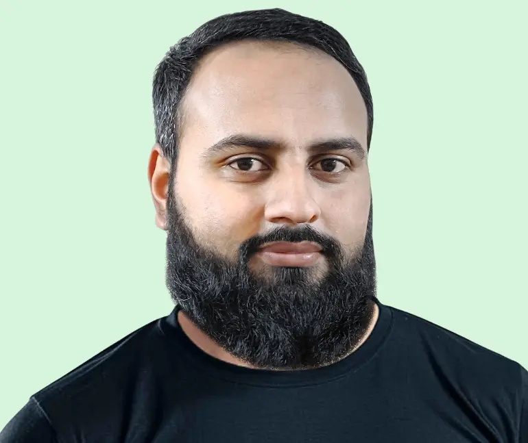 Hero banner featuring the image of kashif riaz